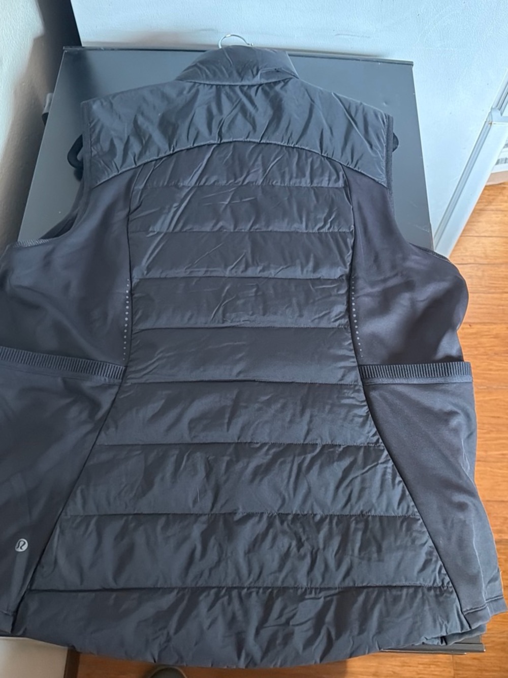 lululemon athletica Black Quilted Lightweight Vest - Picture 3 of 7